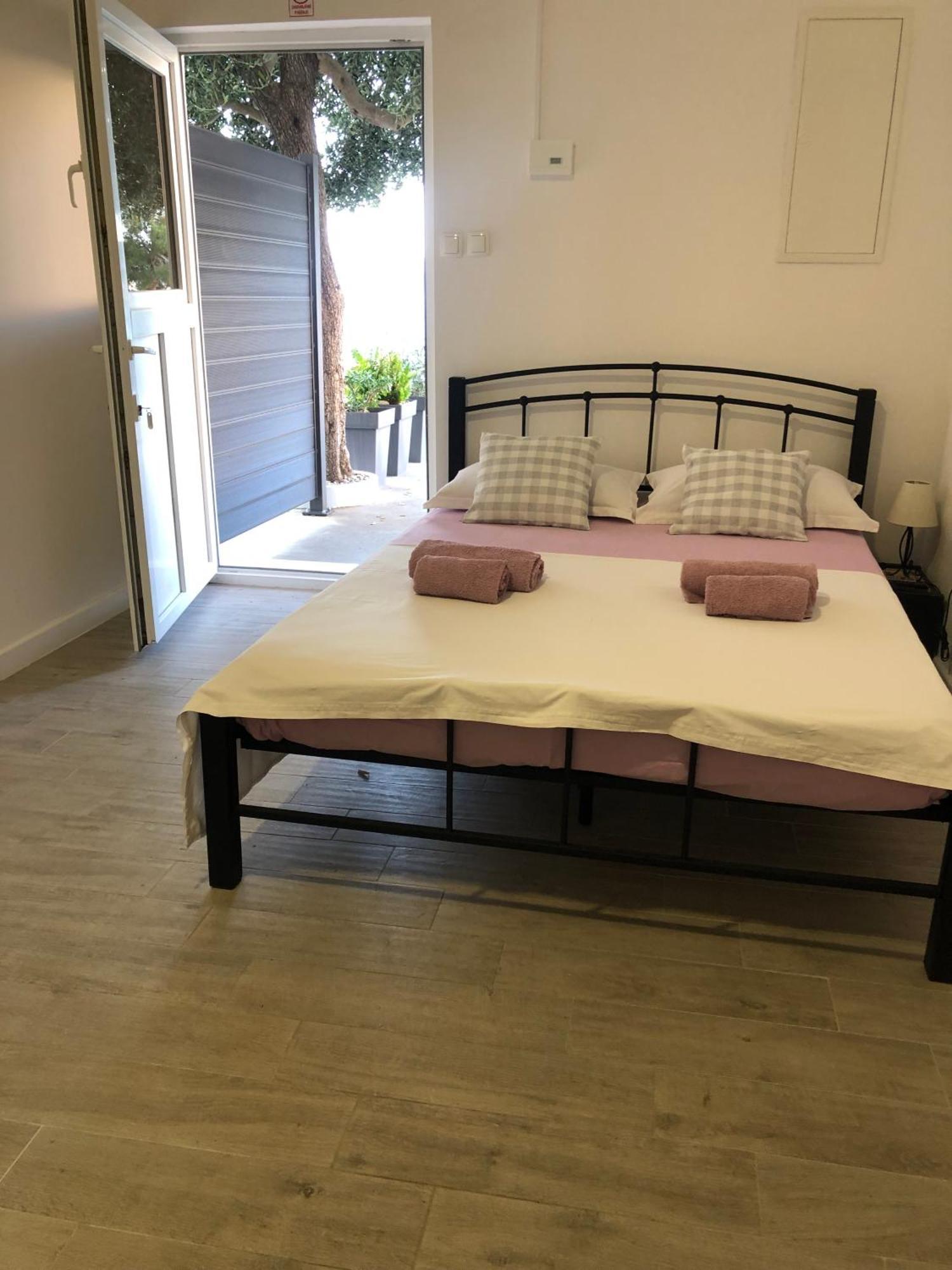 Apartmani Milka I Jozo Omiš Quarto foto