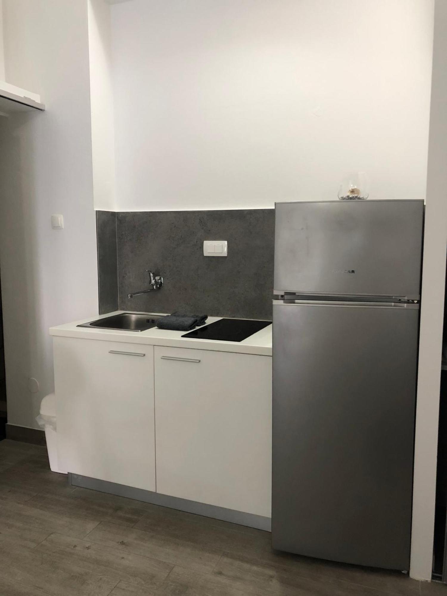 Apartmani Milka I Jozo Omiš Quarto foto