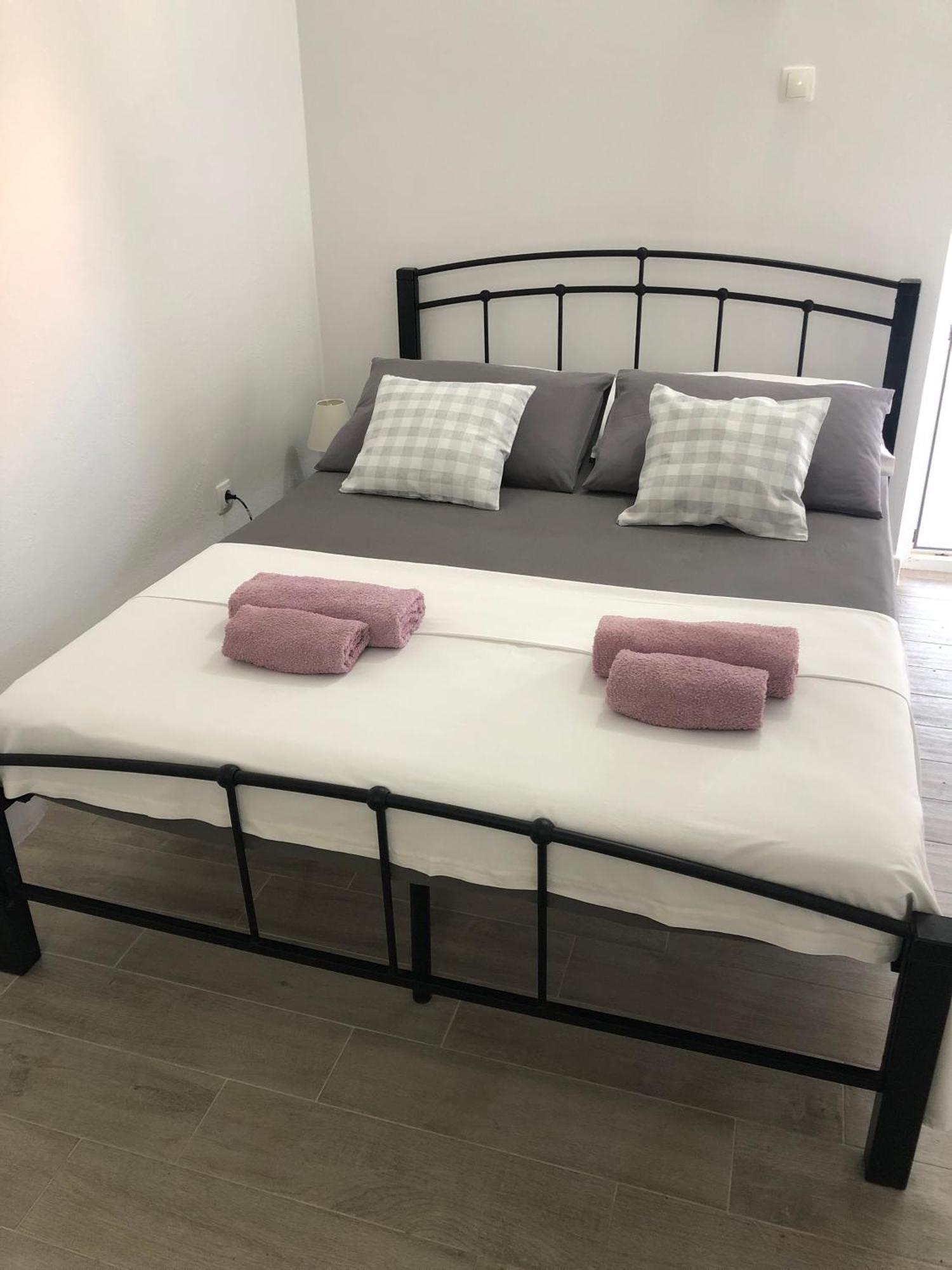 Apartmani Milka I Jozo Omiš Quarto foto