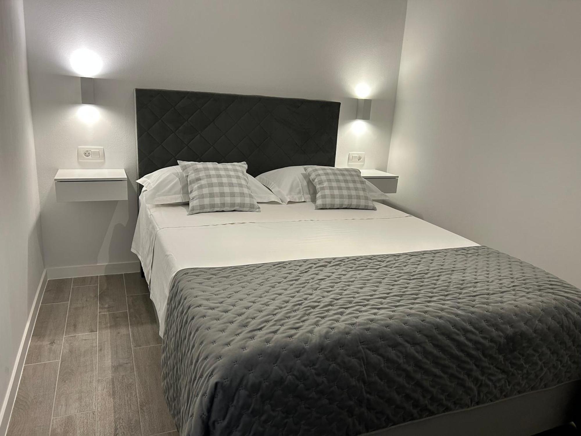 Apartmani Milka I Jozo Omiš Quarto foto